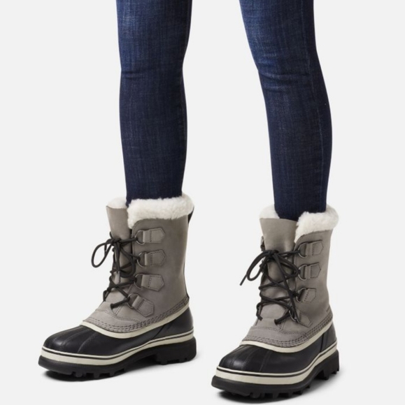 NWOT Sorel Caribou boot
